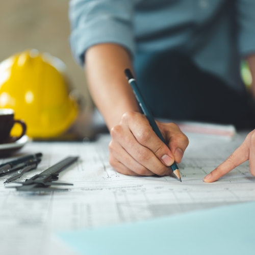 Planlægning af byggeprojekt med totalentreprise i Hillerød og Nordsjælland med fokus på rådgivning og struktur