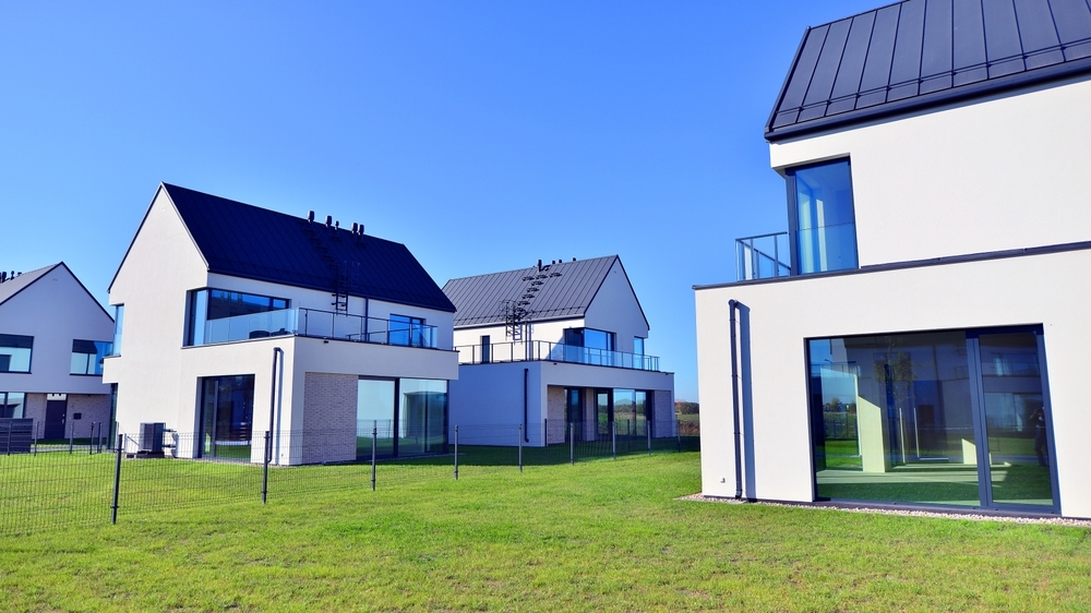 Moderne nybyggeri med totalentreprise i Frederikssund og Roskilde